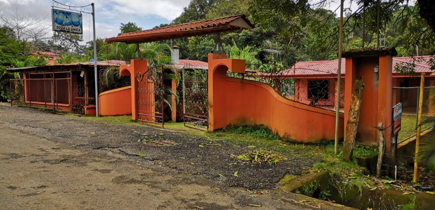 Lote con casas de 1223 metros en Hatillo Nuevo, Savegre, Aguirre, de Puntarenas